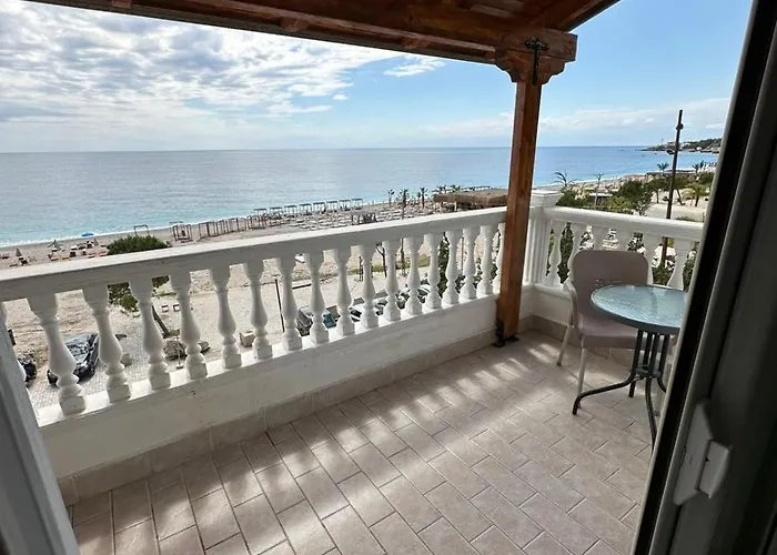 Malibu Hotel 4*