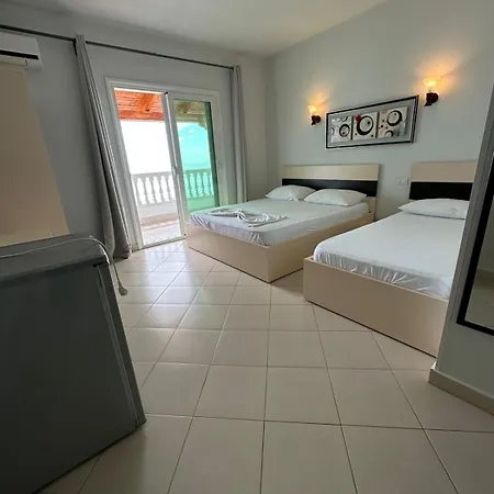 Malibu 4*