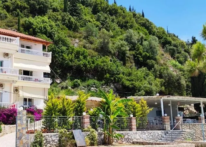 酒店 Malibu Dhërmi